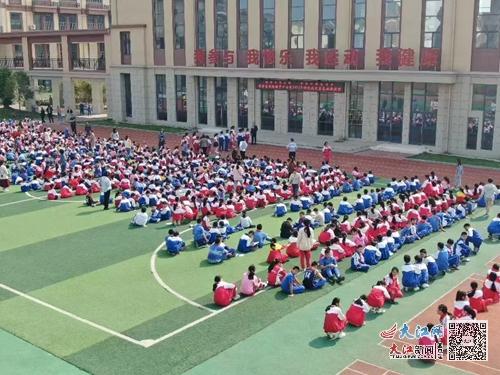 濂溪区新港镇在新港镇中心小学组织开展防震减灾主题活动 组图